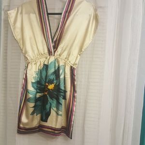 Ultra Flirt printed top